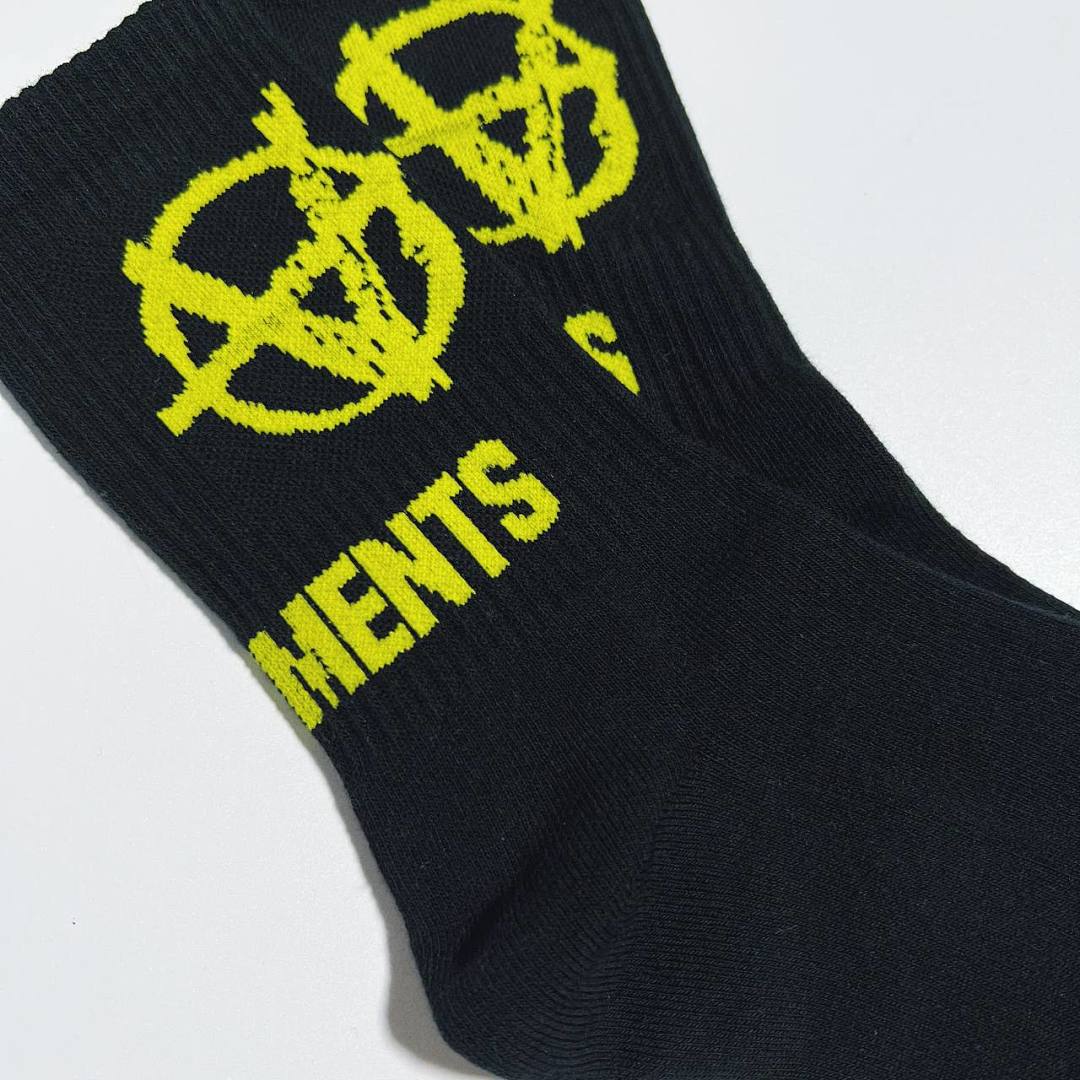 Accessiories VETEMENTS TOWEL SOCKS Black Yellow Reverse A 1:1 - Image 3
