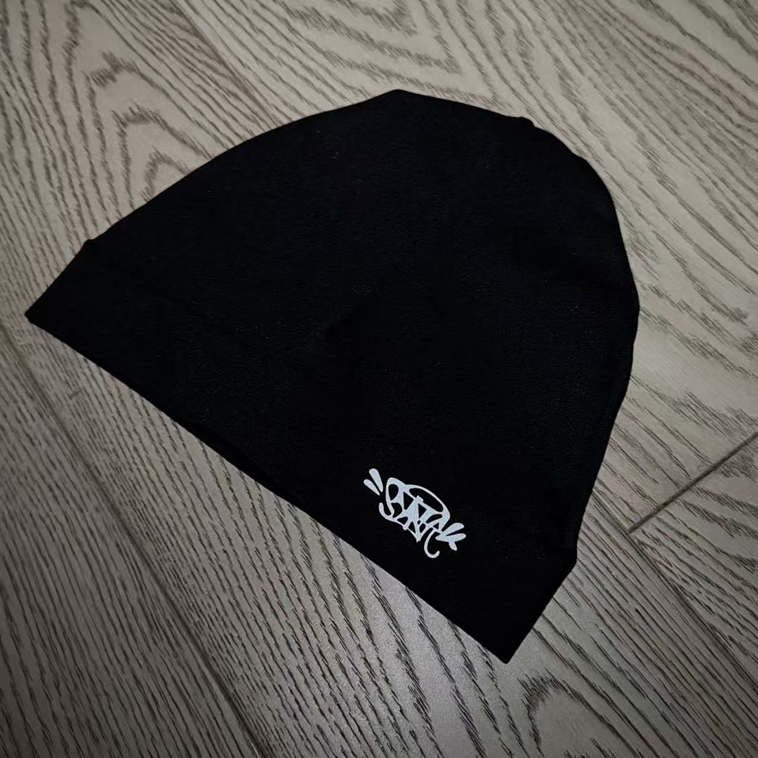 Accessiories SYNA SEAMLESS HAT (BLACK/SILVER) - Image 3