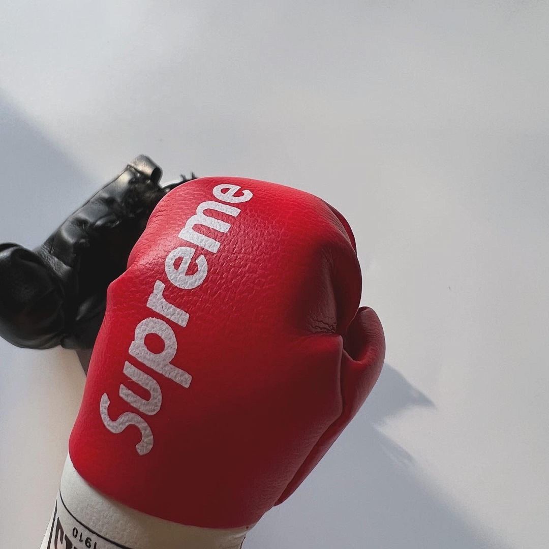 Chanel Boxing Set Key Ring SU* - Image 6
