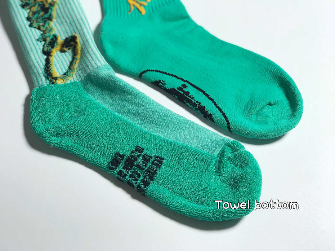 Accessiories Co 2022 Red And Green New Socks Towel Bottom - Image 8