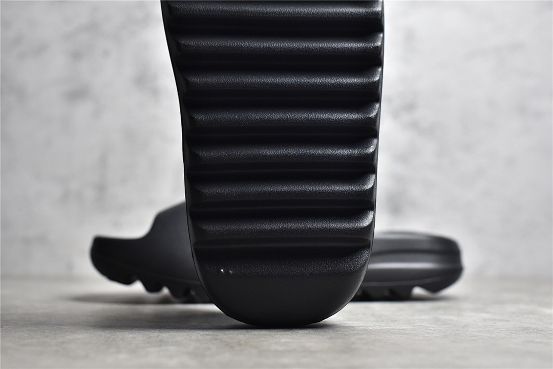 Christian Louboutin Yeezy Slipper (Black) - Image 6