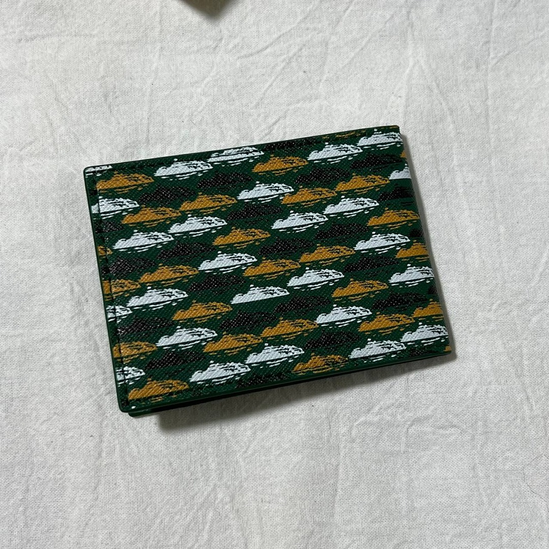 bag/homeware/accessories In Stock! CRT*Z Green Card Holder - Image 4
