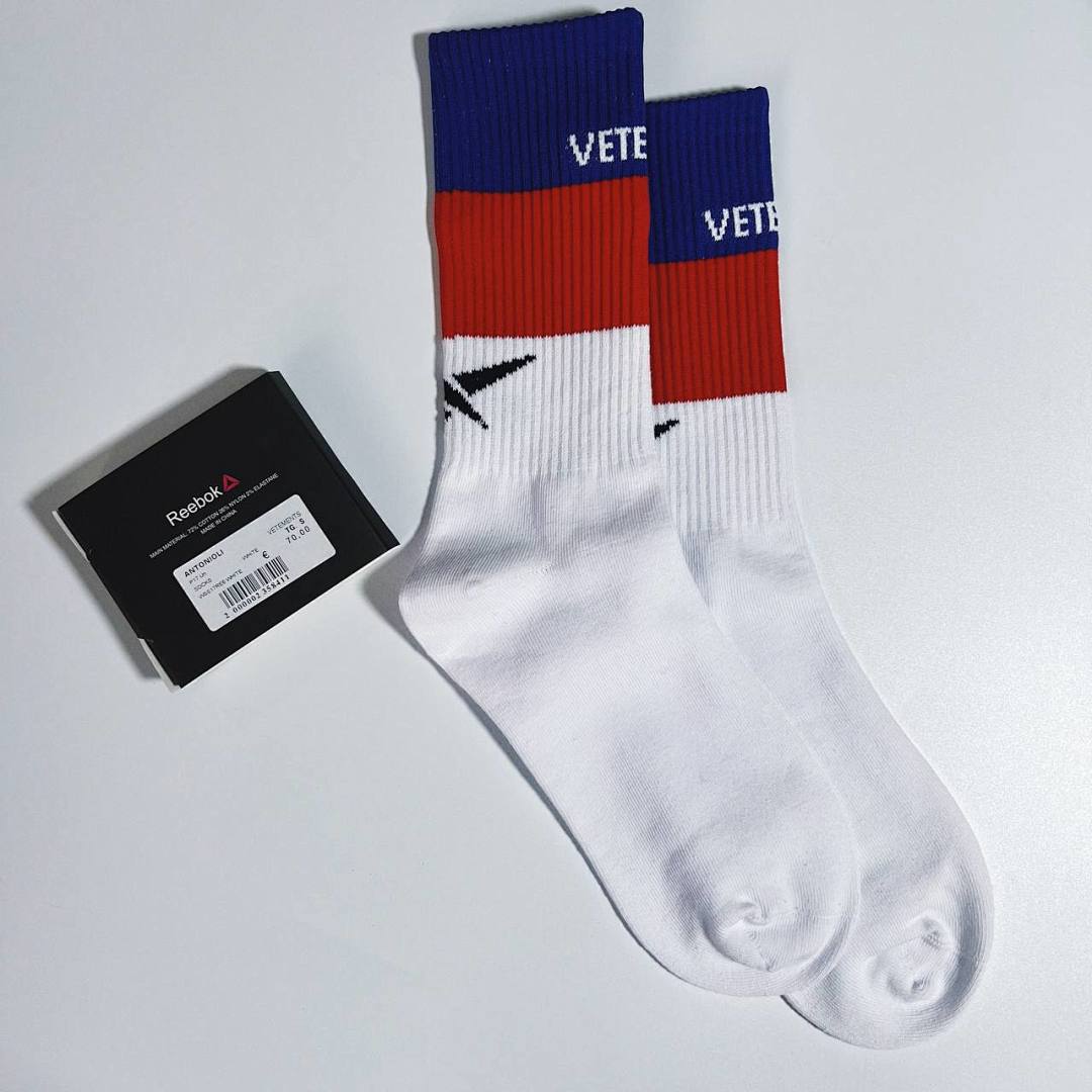 Accessiories 1:1 Vetements Red And Blue Towel Flat Socks Patchwork - Image 4