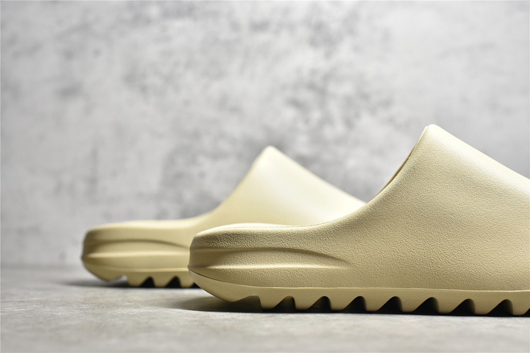 Accessiories Yeezy Slipper Bone Floral ——Biggest To Size 48.5 - Image 3