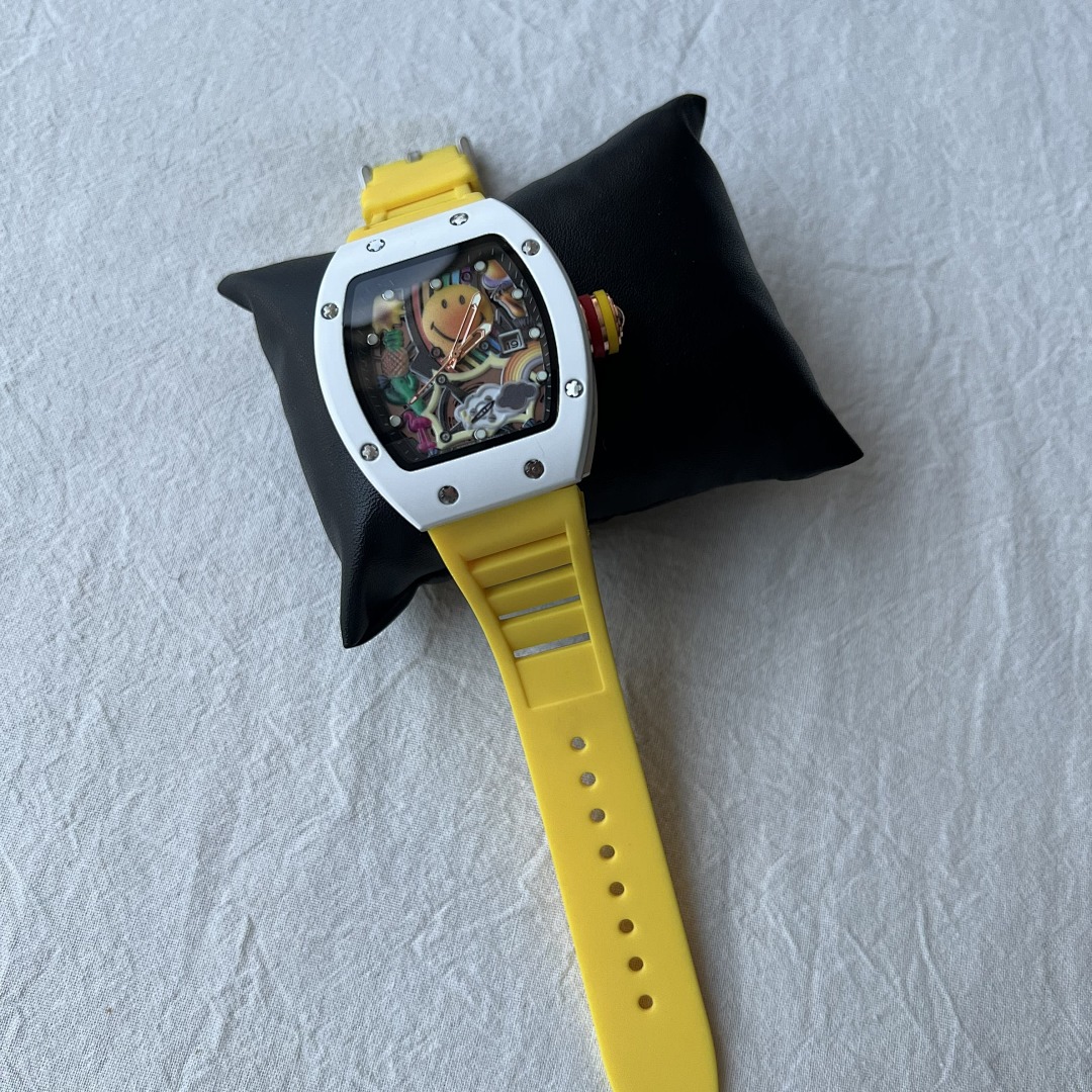 Chanel Smile Watch Red (Quite Heavy Good Quality) - Image 3