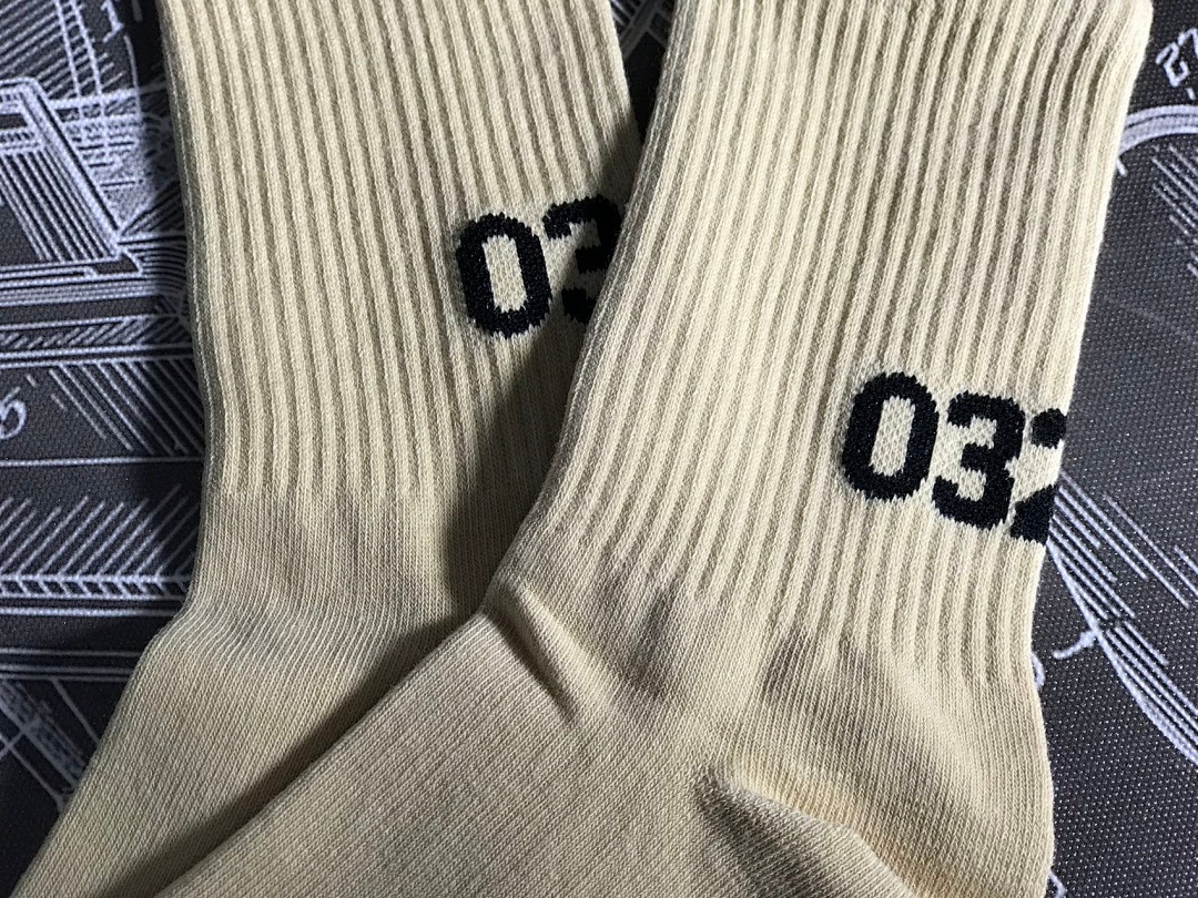 Accessiories 032C New Socks - Image 4