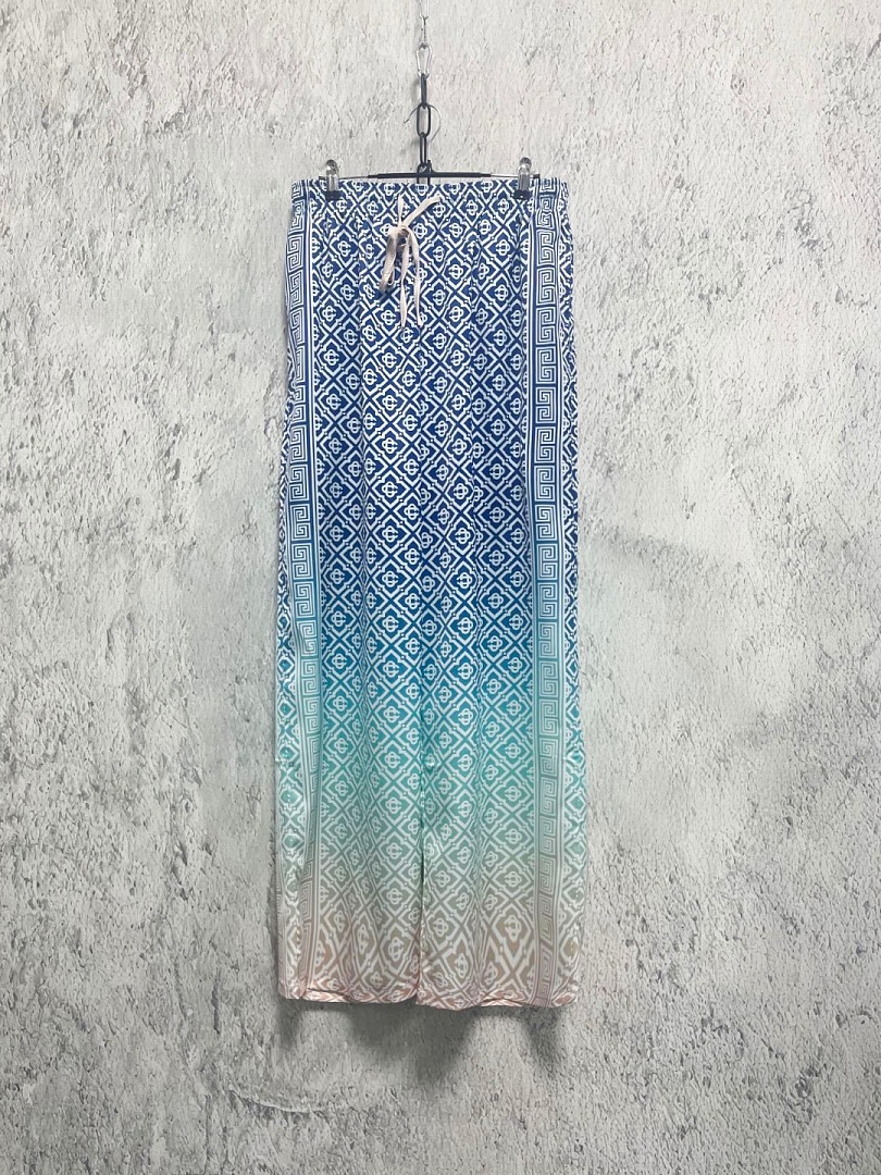 C*asablanca Wind Summer Long (Gradient), photo 1