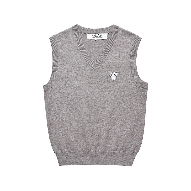Grey White, photo 1