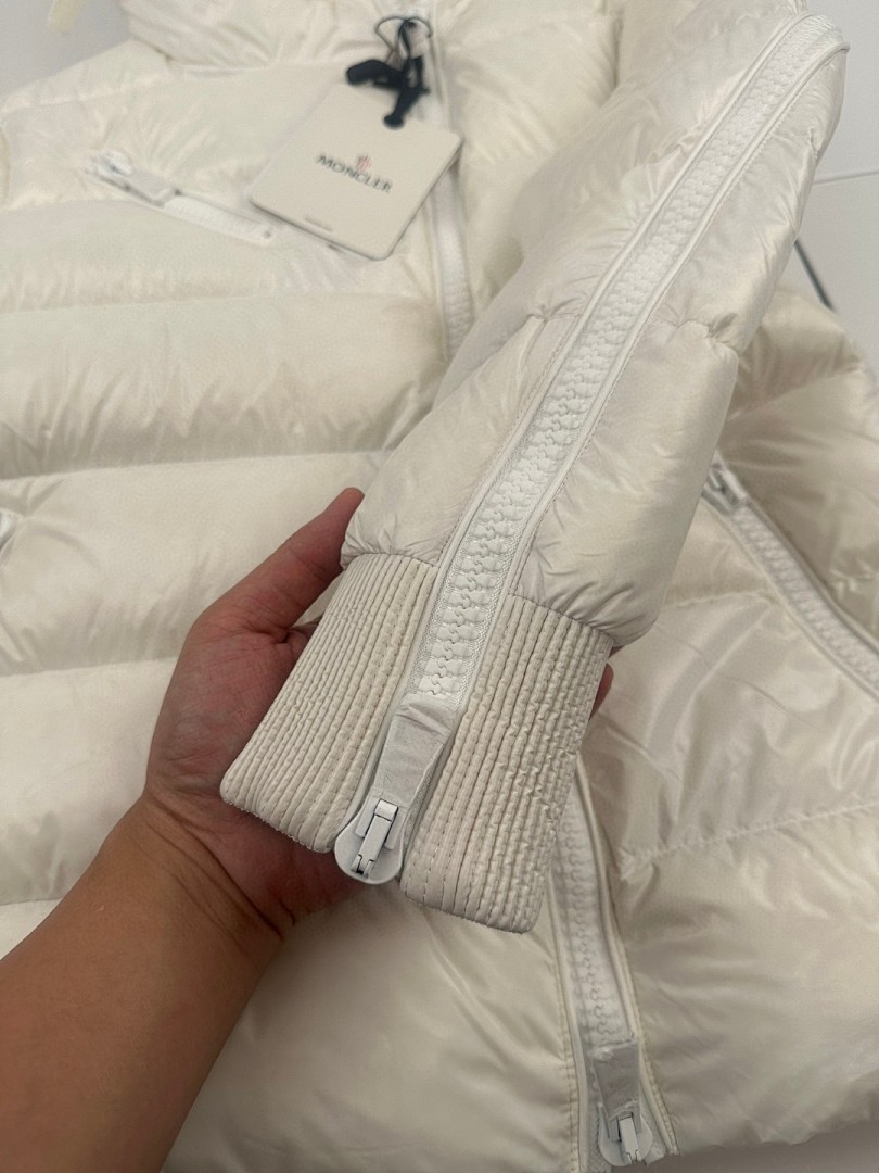Christian Louboutin White - Image 7