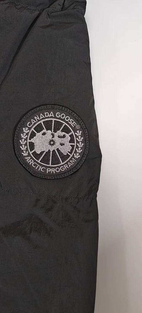 On Running Black Label - Image 2