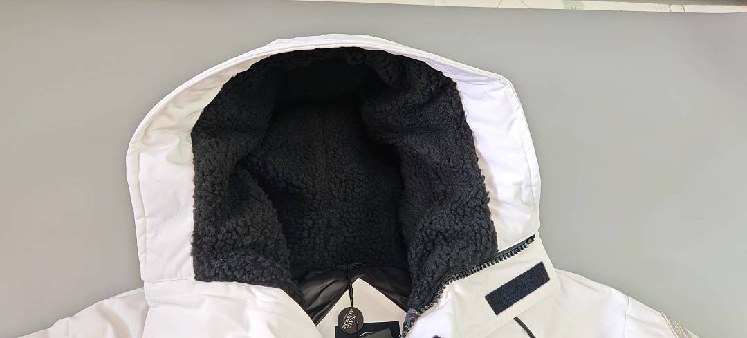 CG Triple White - Image 7