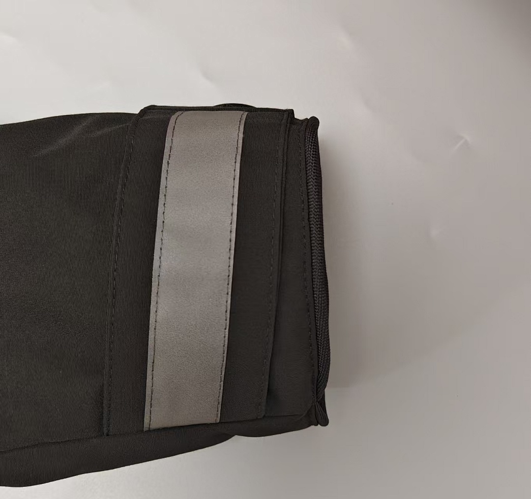 On Running Black Label - Image 2