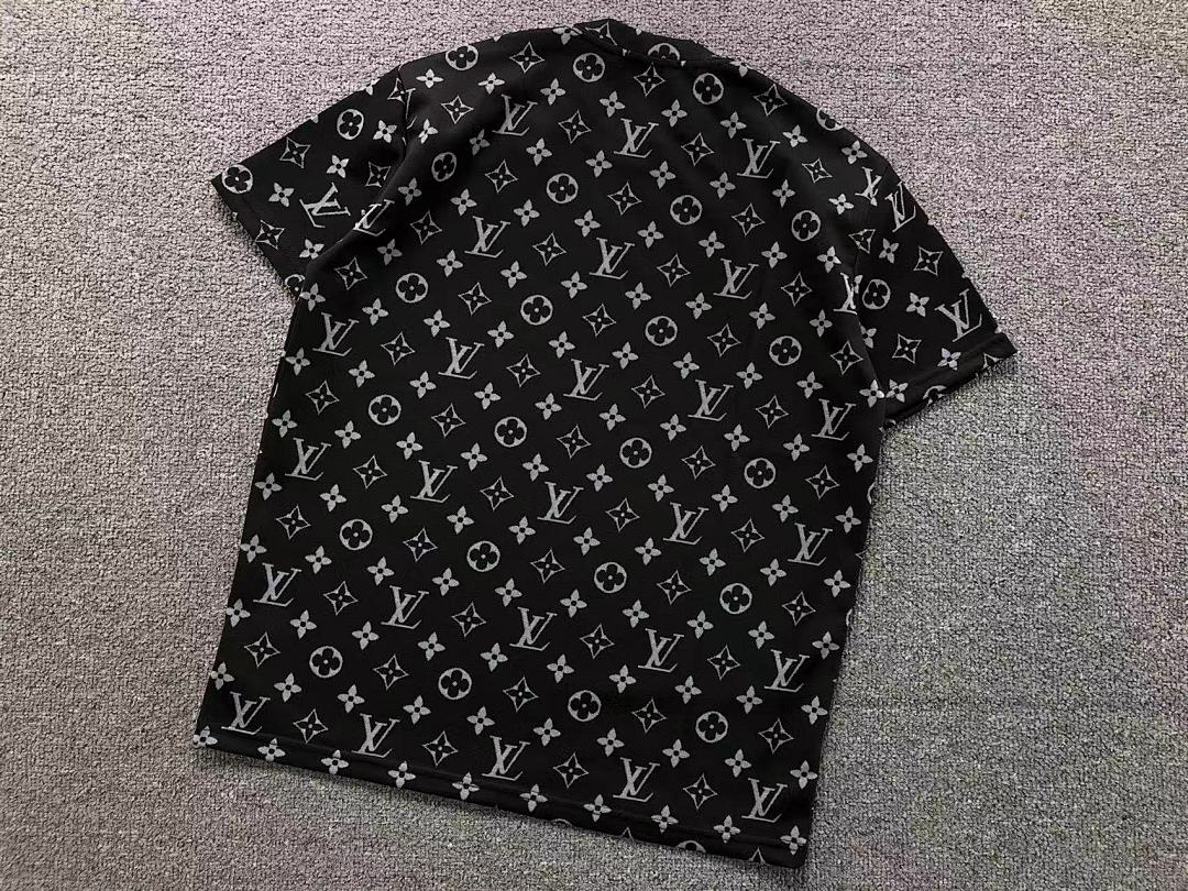 Louis Vuitton 78 L⭐ T-SHIRT 1111140232 (Im 170Cm 60Kg I Wear Size L In The Phot) - Image 13