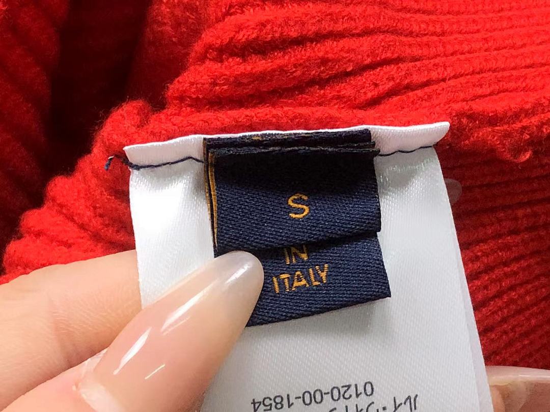 Louis Vuitton 165 L⭐ SWEATER 412240779 (Im 170Cm 60Kg I Wear Size S In The Phot) - Image 16
