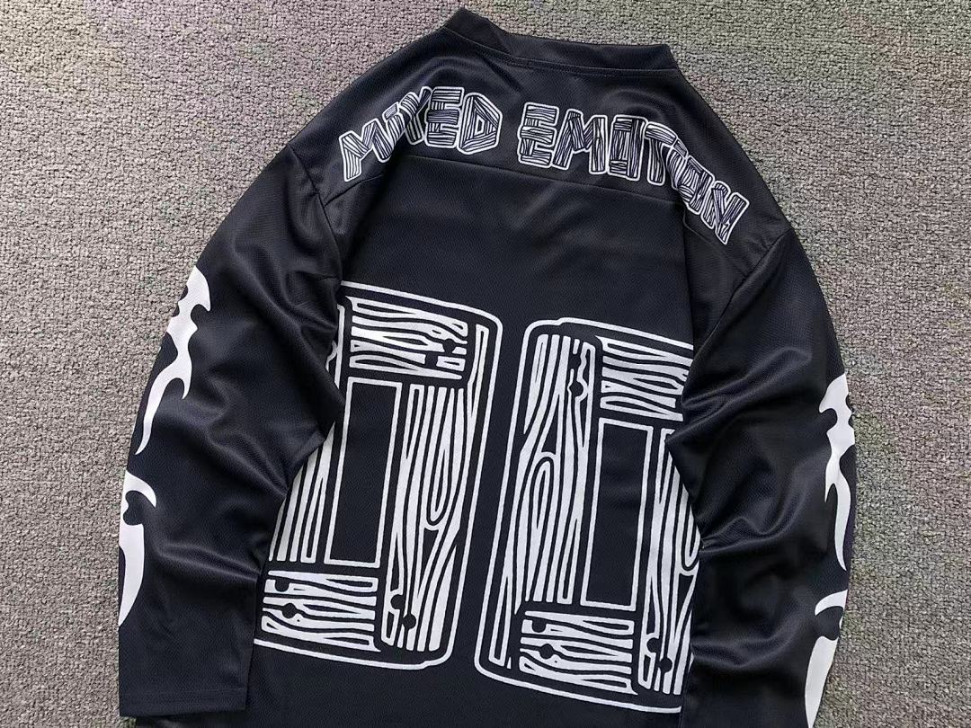 On Running 115 MI⭐⭐D EM⭐⭐ION LONG SLEEVED 3112061717 (Im 170Cm 60Kg I Wear Size S In The Phot) - Image 11