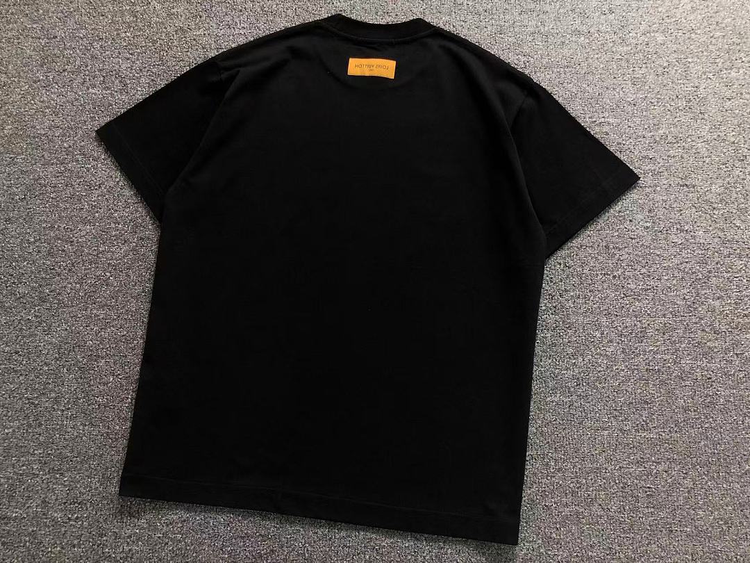 Louis Vuitton 118 L⭐ T-SHIRT 42061606133 (Im 170Cm 60Kg I Wear Size 2XL In The Phot) - Image 13