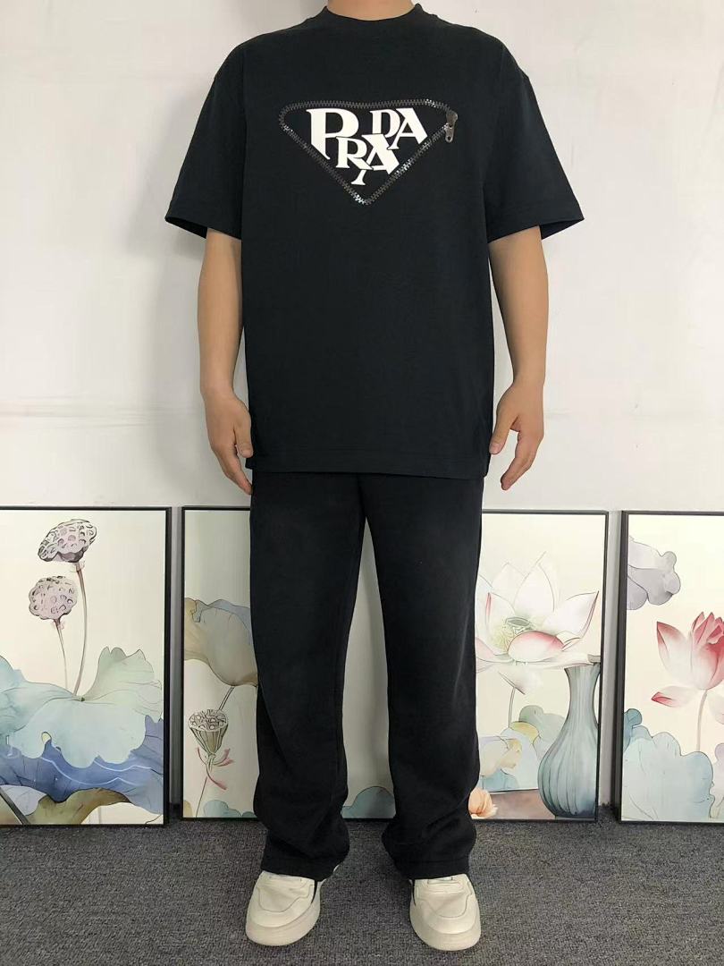 Prada 118 P⭐A⭐A T-SHIRT 5212410147 (Im 170Cm 60Kg I Wear Size M In The Phot) - Image 3
