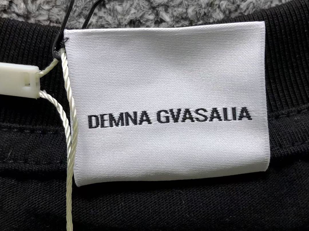Vetements 88 VETEMENTS T-SHIRT 482315145 (Im 170Cm 60Kg I Wear Size S In The Phot) - Image 16