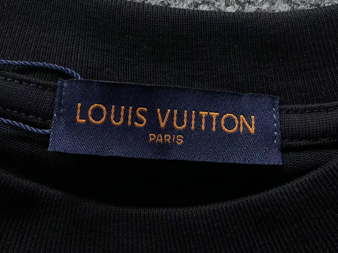 Louis Vuitton 118 L⭐ T-SHIRT 12482960 (Im 170Cm 60Kg I Wear Size S In The Phot) - Image 23