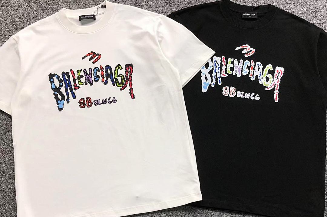 Balenciaga 108 B⭐L⭐⭐⭐IA⭐A T-SHIRT 41081919133 (Im 170Cm 60Kg I Wear Size S In The Phot) - Image 6