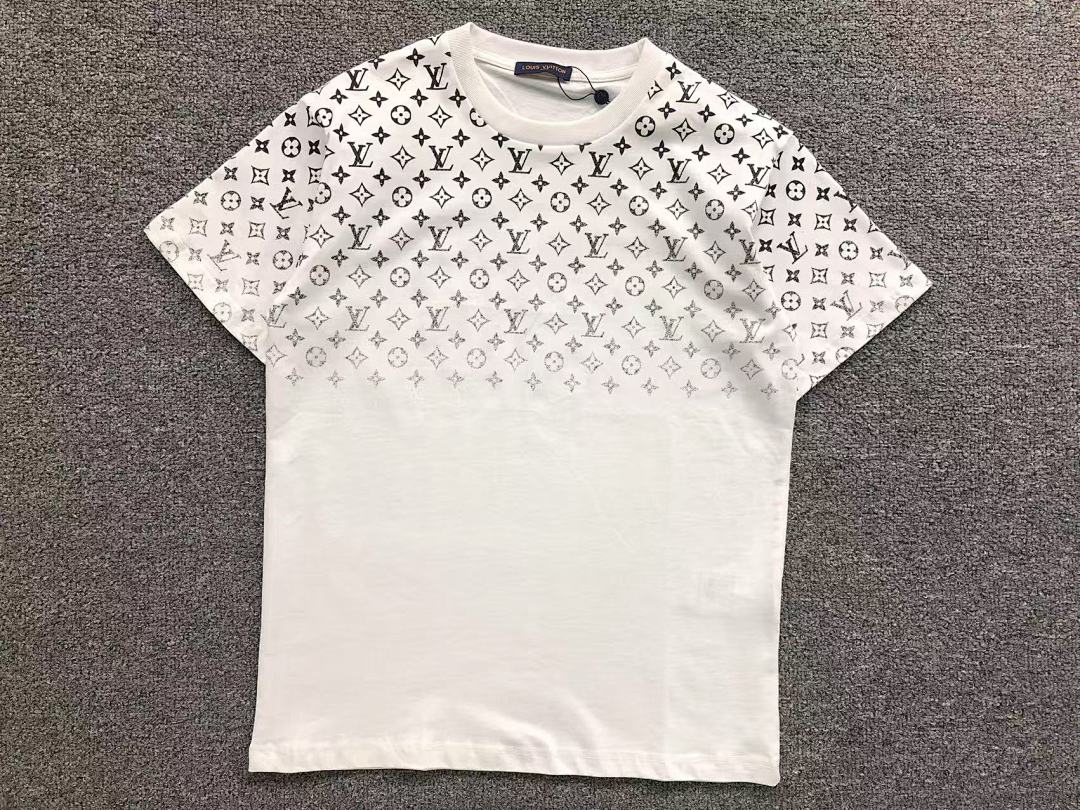 Louis Vuitton 108 L⭐ T-SHIRT 41061312126 (Im 170Cm 60Kg I Wear Size XS In The Phot) - Image 7