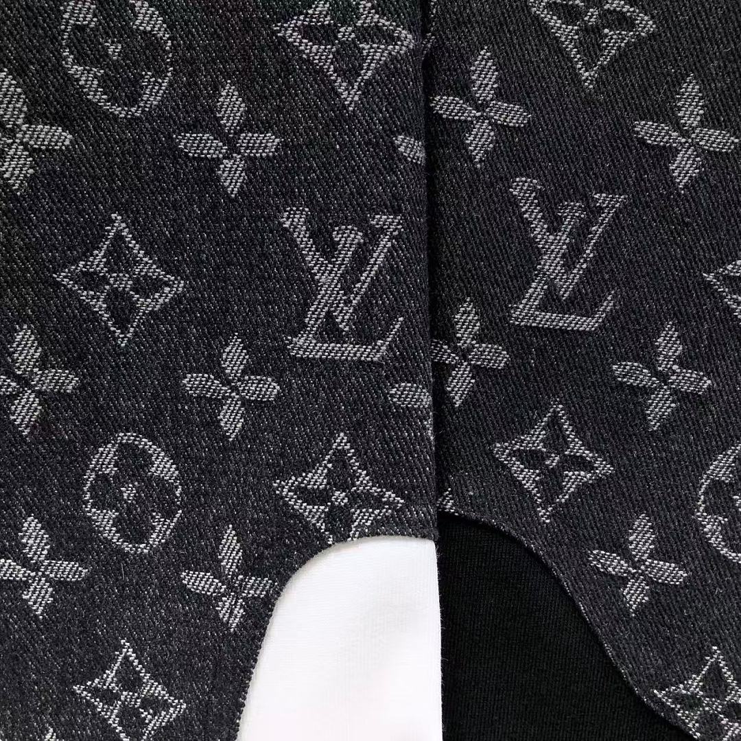 Louis Vuitton 135 L⭐ T-SHIRT 5241411147 (Im 170Cm 60Kg I Wear Size S In The Phot) - Image 12