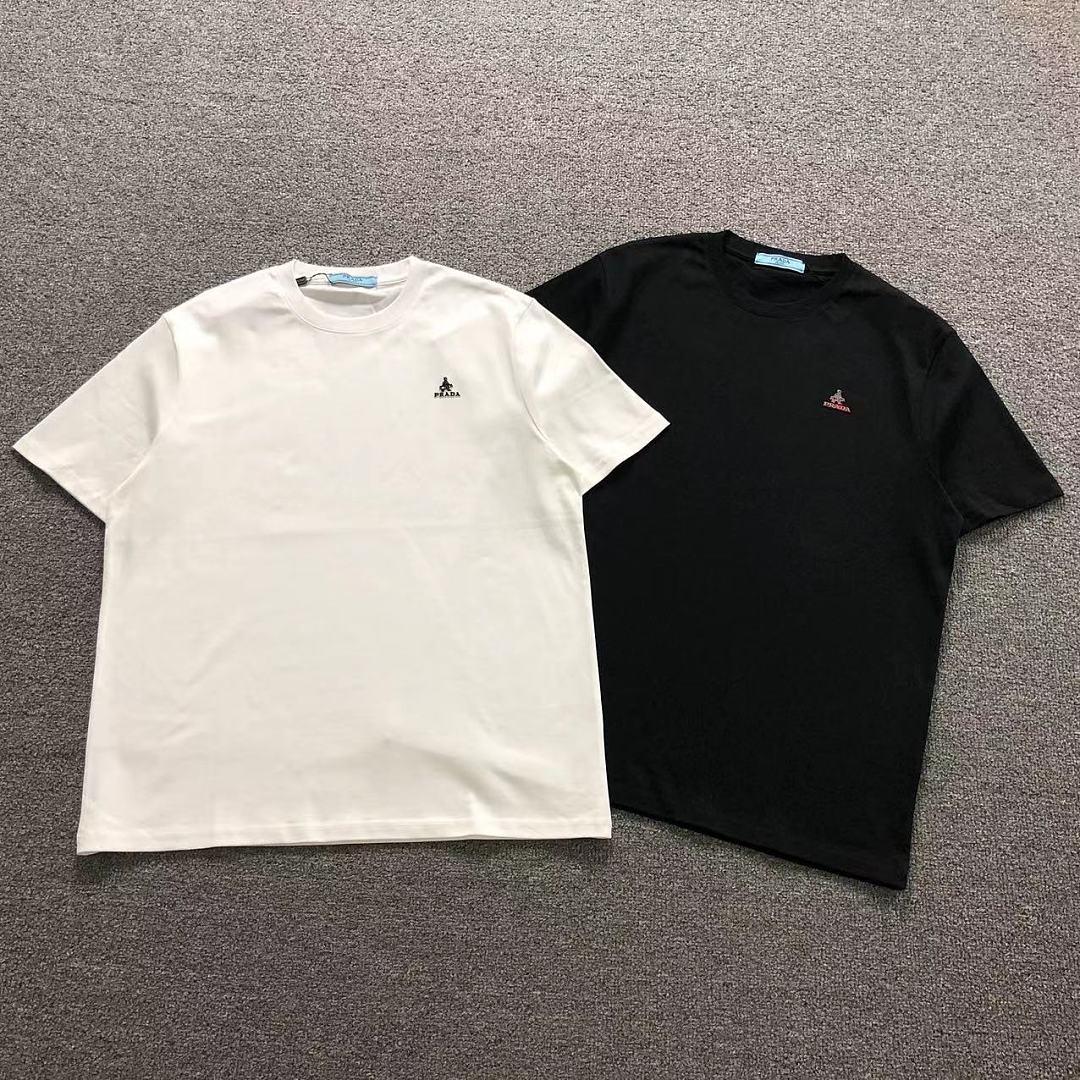 Prada 135 P⭐A⭐A T-SHIRT 2206260304 (Im 170Cm 60Kg I Wear Size 2XL In The Phot)