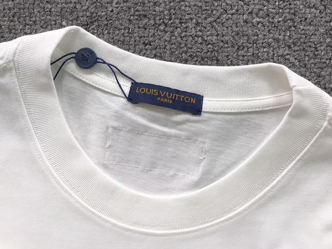 Louis Vuitton 115 L⭐ T-SHIRT 1106133360 (Im 170Cm 60Kg I Wear Size S In The Phot) - Image 14
