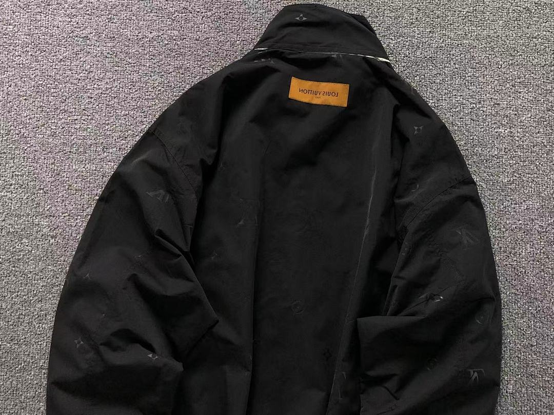 Louis Vuitton 228 L⭐ JACKET 1108260452 (Im 170Cm 60Kg I Wear Size S In The Phot) - Image 11