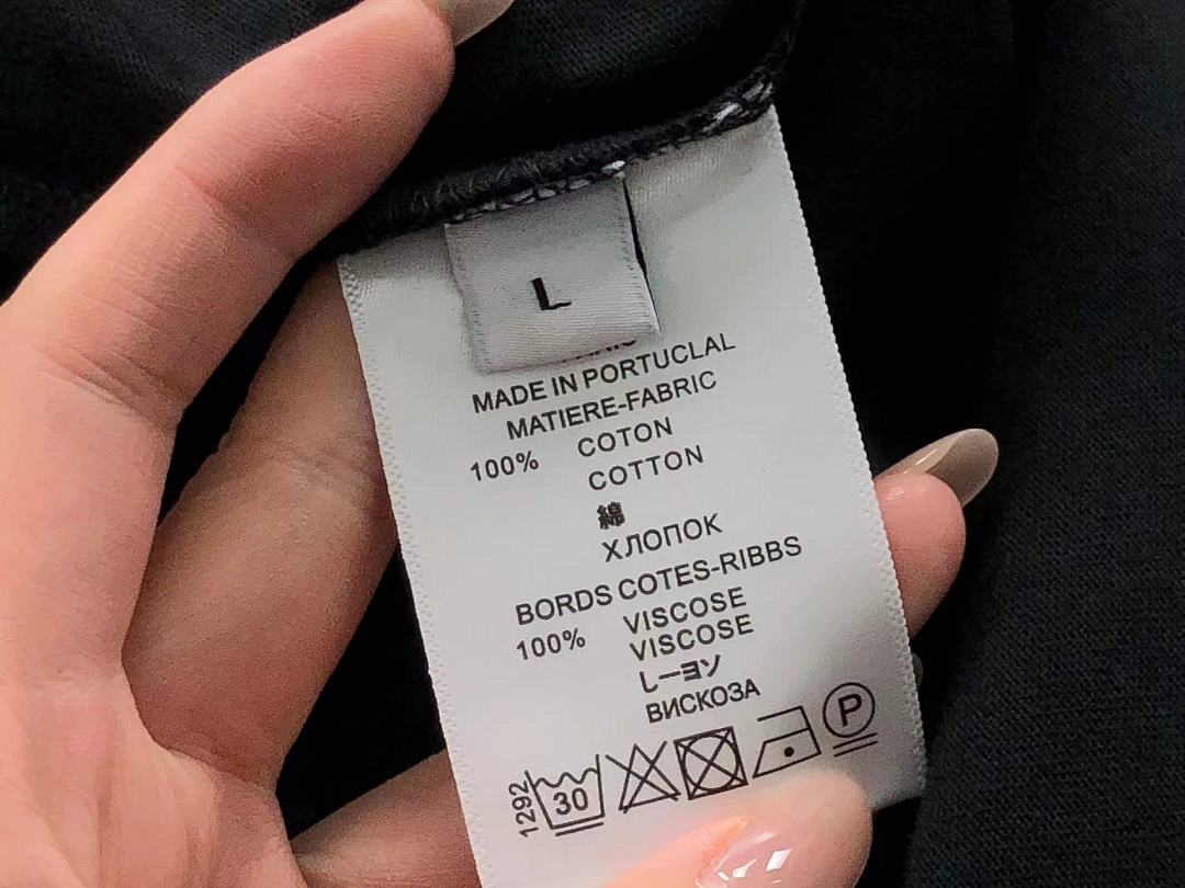 Valentino 115 VALENTINO T-SHIRT 412144621 (Im 170Cm 57Kg I Wear Size L In The Phot) - Image 27