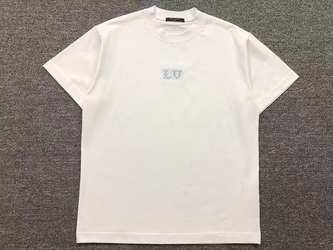 Louis Vuitton 125 L⭐ T-SHIRT 52070404147 (Im 170Cm 60Kg I Wear Size L In The Phot) - Image 11