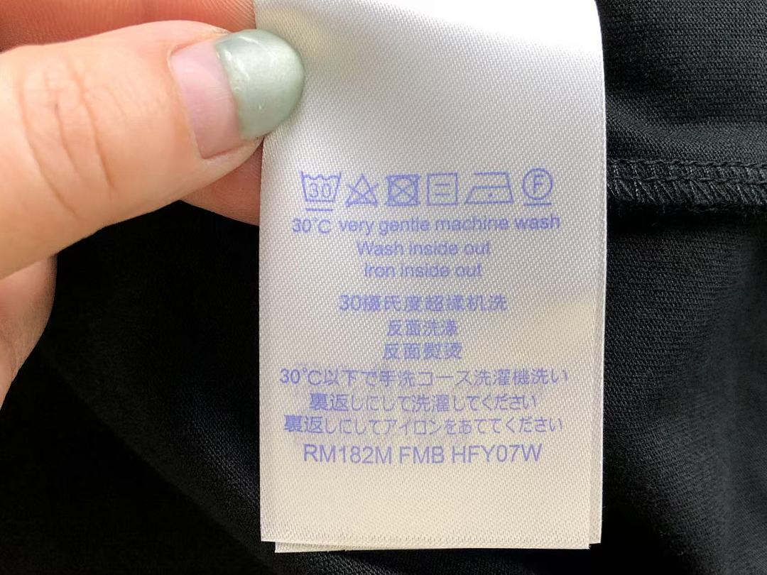 Louis Vuitton 118 L⭐ T-SHIRT 213041021 (Im 170Cm 55Kg I Wear Size S In The Phot) - Image 24