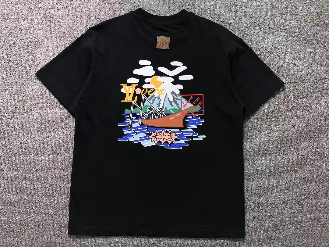 Louis Vuitton SHORTS 158 L⭐ T-SHIRT 2208020715 (Im 170Cm 60Kg I Wear Size S In The Phot) - Image 14