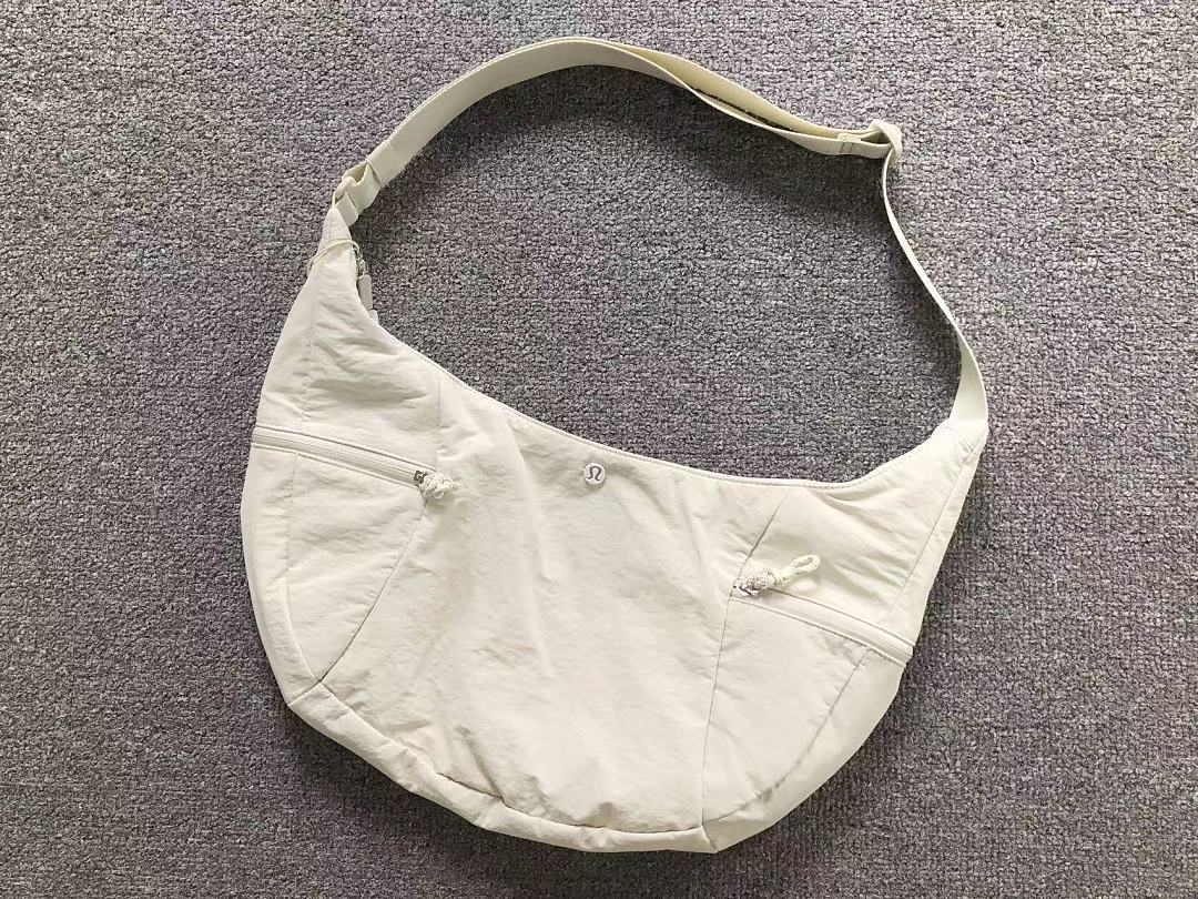 On Running 138 LULULEMON BAG 3205081023 (Long 31CM* Wide 15CM* High 27CM) - Image 8