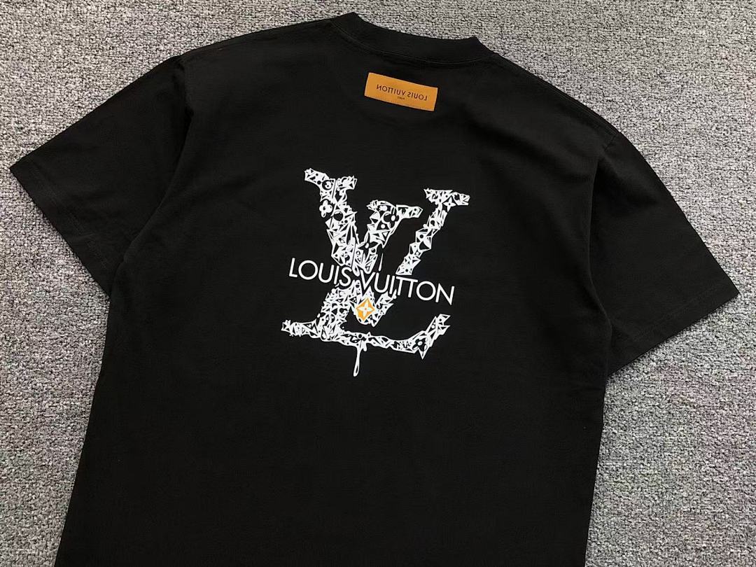 Louis Vuitton 108 L⭐T-SHIRT 41081901133 (Im 170Cm 60Kg I Wear Size XL In The Phot) - Image 12