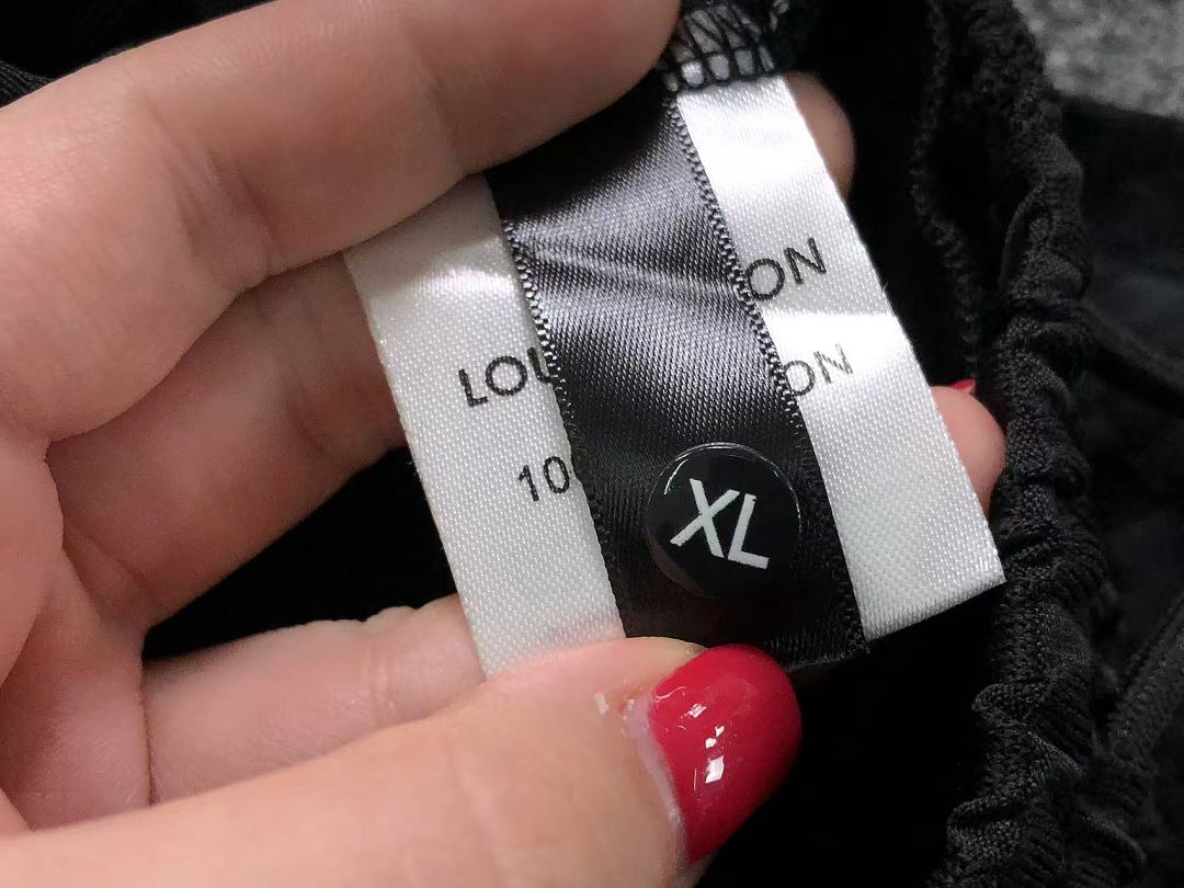 Louis Vuitton 218 L⭐ T-SHIRT SHORTS 5260211147 (Im 170Cm 60Kg I Wear Size XL In The Phot) - Image 36