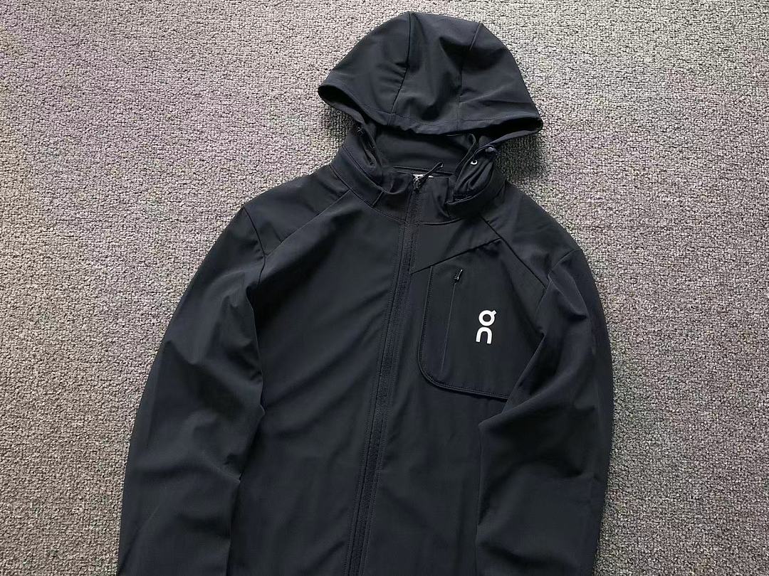 On Running 208 ON JACKET 2207110704 (Im 170Cm 60Kg I Wear Size XL In The Phot) - Image 8