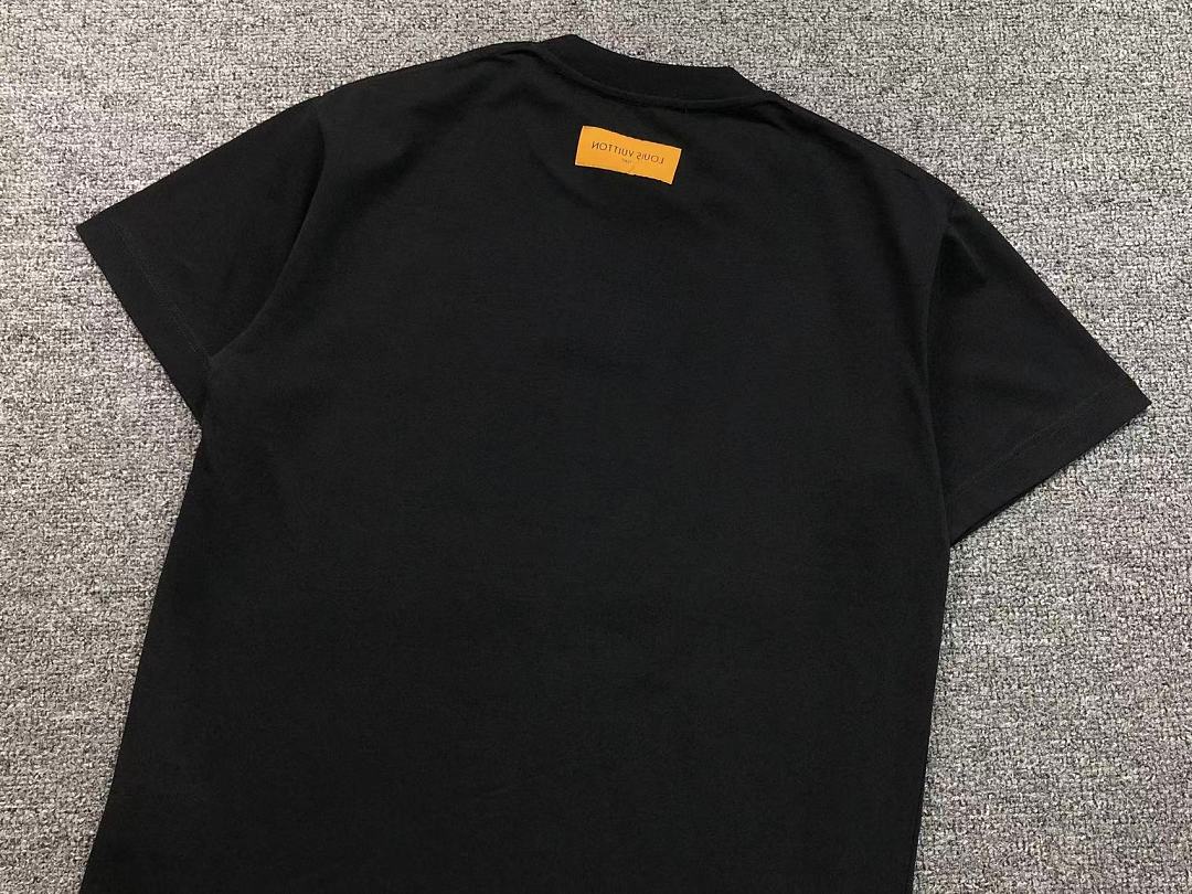 Louis Vuitton 125 L⭐ T-SHIRT 52070404147 (Im 170Cm 60Kg I Wear Size L In The Phot) - Image 16