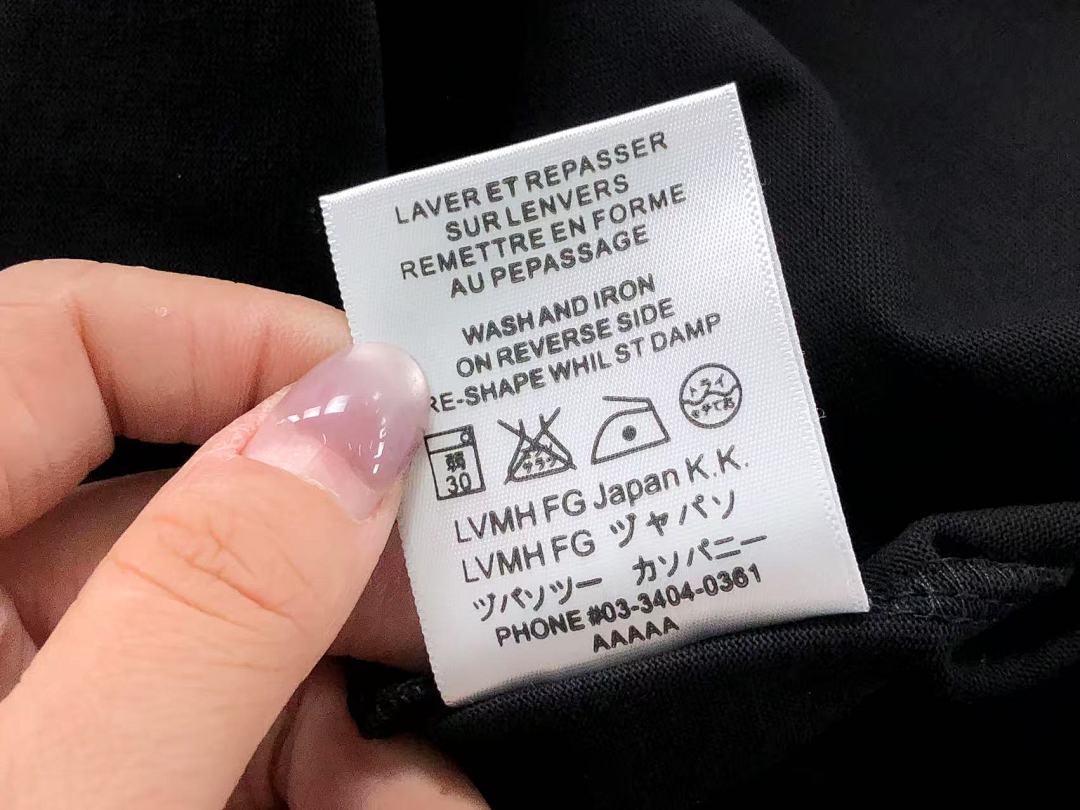 Prada 95 P⭐A⭐A T-SHIRT 56240881 (Im 170Cm 60Kg I Wear Size M In The Phot) - Image 27