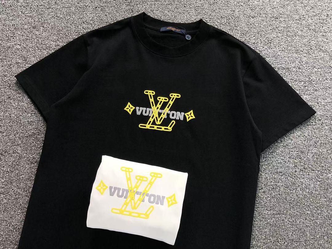 Louis Vuitton 148 L⭐ T-SHIRT 22050432001 (Im 170Cm 60Kg I Wear Size XS In The Phot) - Image 17