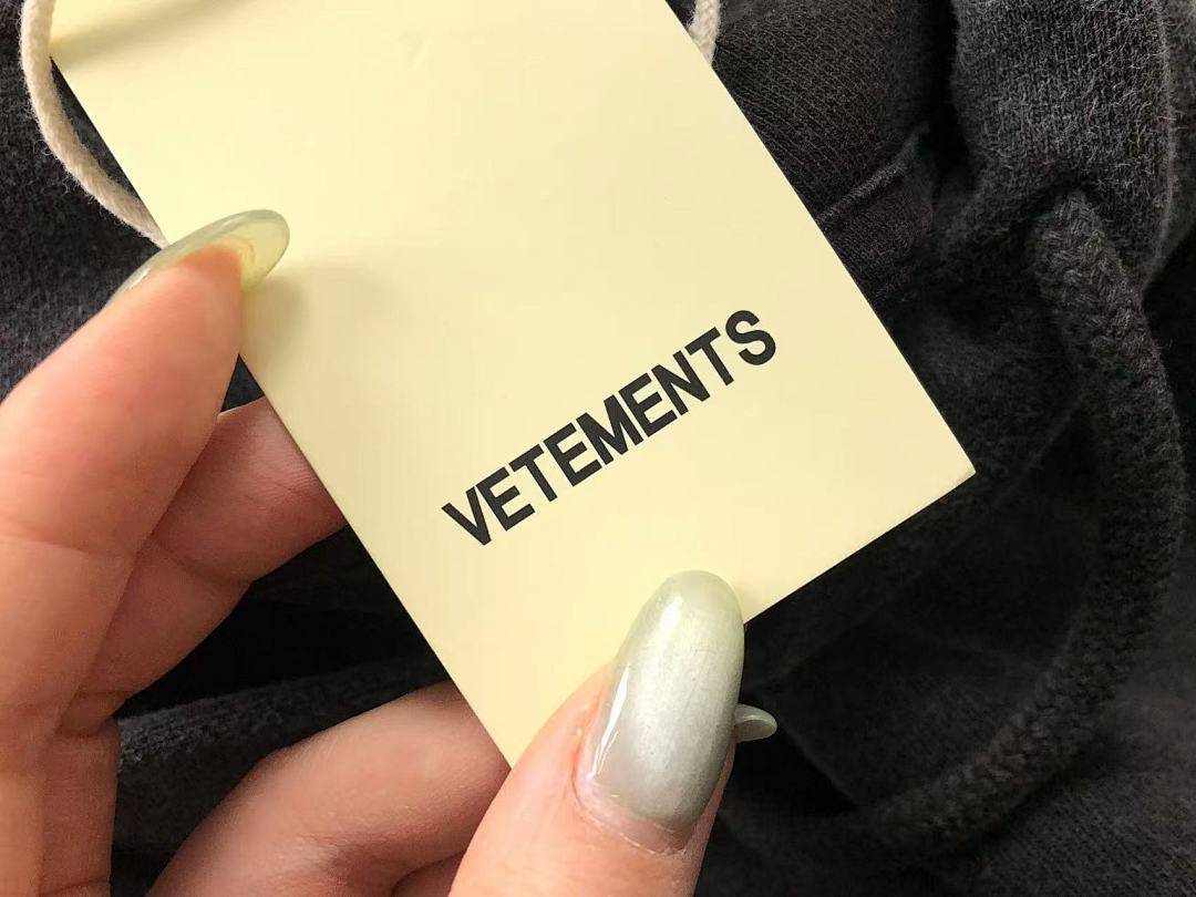Vetements 238 VETEMENTS - Image 18