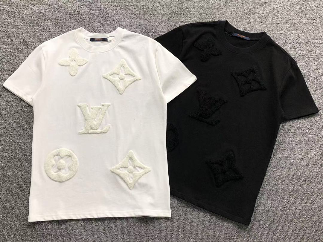 Louis Vuitton 115 L⭐ T-SHIRT 214301315 (Im 170Cm 60Kg I Wear Size S In The Phot) - Image 5