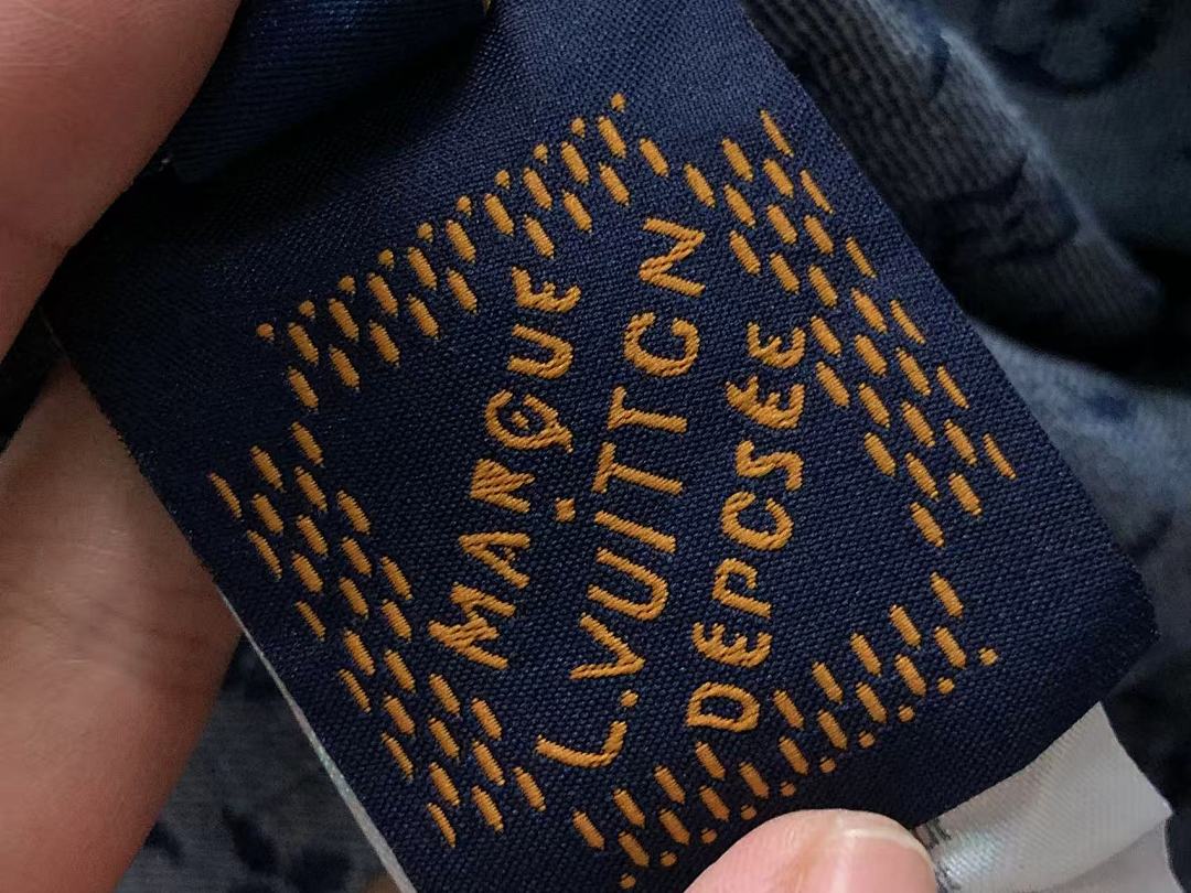 Louis Vuitton SHORTS 158 L⭐ T-SHIRT 3204091121 (Im 170Cm 60Kg I Wear Size S In The Phot) - Image 21