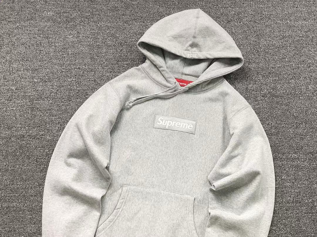 Supreme 218 S⭐⭐R⭐⭐E HOODIE 52071603182 (Im 170Cm 60Kg I Wear Size S In The Phot) - Image 9