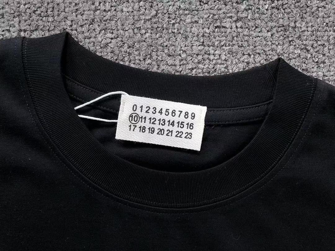 On Running 95 MAISON MARGIELA T-SHIRT 42010926167 (Im 170Cm 60Kg I Wear Size M In The Phot) - Image 17
