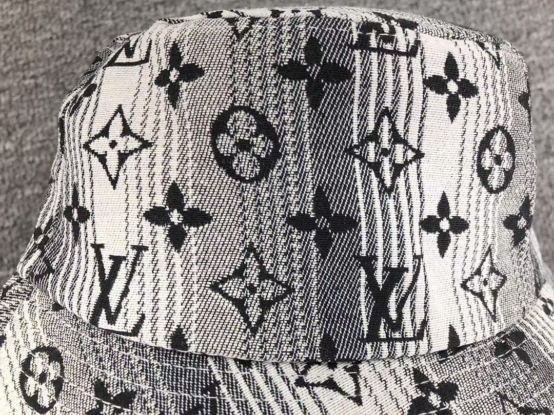 Louis Vuitton 68 L⭐ - Image 6
