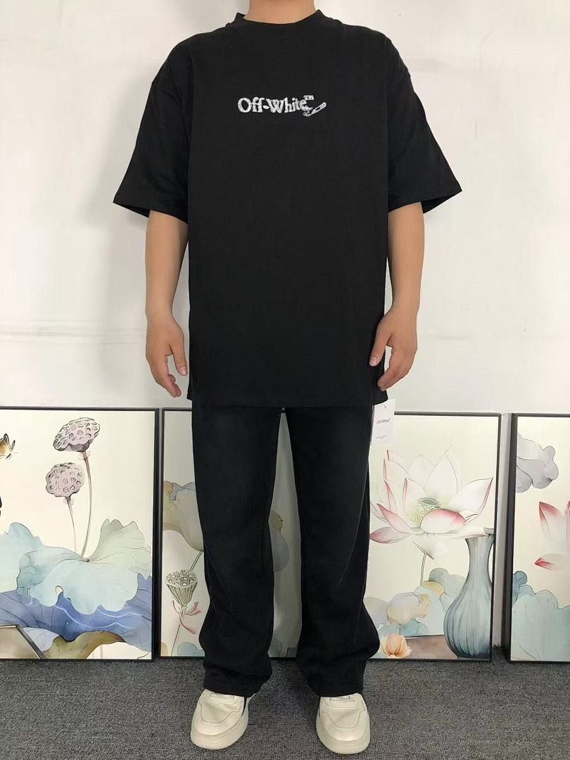 Off-White 108 OFF-WHITE T-SHIRT 521234519 (Im 170Cm 60Kg I Wear Size M In The Phot) - Image 3
