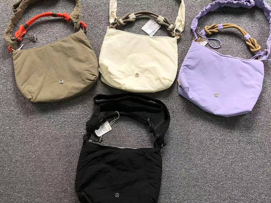 On Running 178 LULULEMON BAG 3205080323 (Long 35CM* Wide 9CM* High 27CM) - Image 3