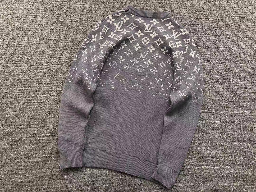 Louis Vuitton 138 L⭐ SWEATER 41101103146 (Im 170Cm 60Kg I Wear Size M In The Phot) - Image 11