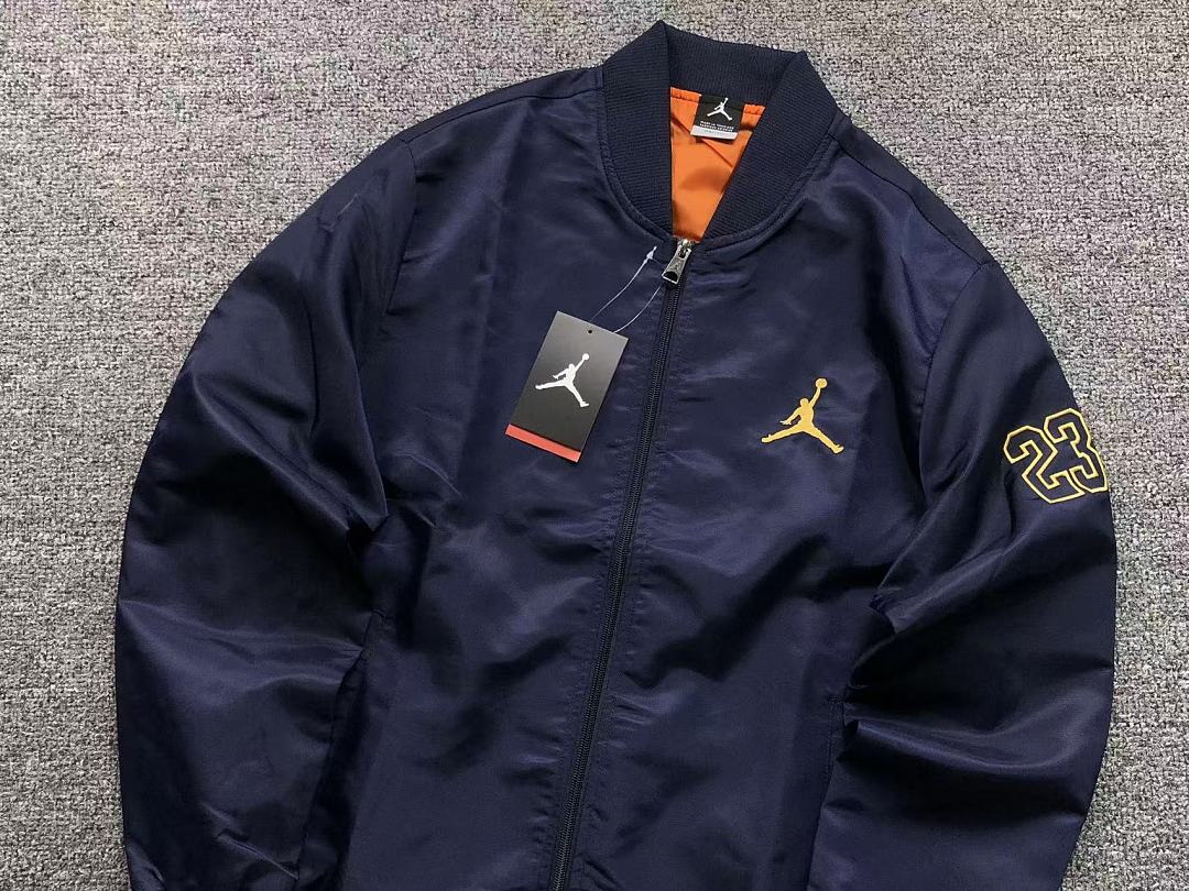 Air Jordan 195 A⭐R J⭐R⭐AN JACKET 22041426001 (Im 170Cm 60Kg I Wear Size M In The Phot) - Image 19